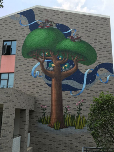 俄罗斯艺术家创作巨幅墙绘 为福利院儿童点亮梦想